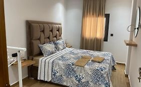 Appartement En M'Diq Centre Ville Pres De La Plage