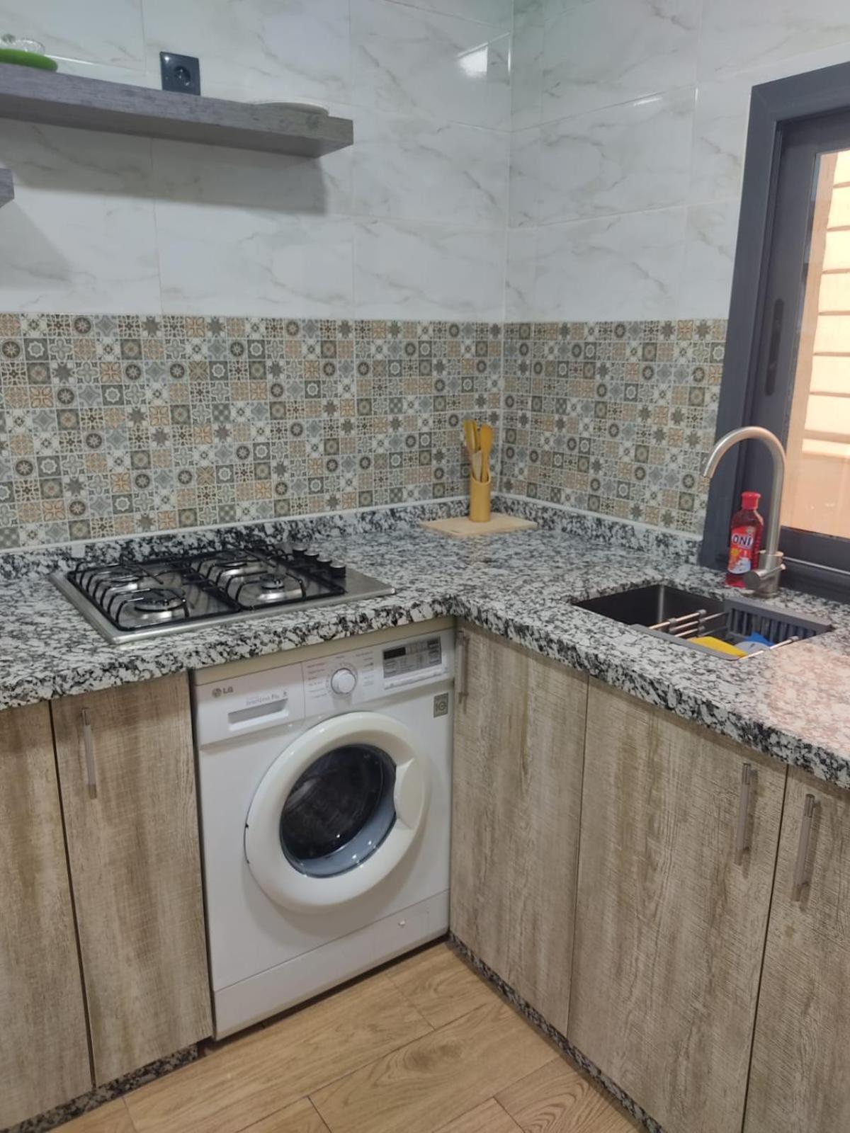 Appartement En M'Diq Centre Ville Pres De La Plage Eksteriør billede